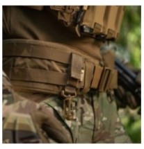 Popruh s karabínou M-Tac Attachment Carab - coyote
