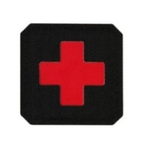 Nášivka M-Tac Medic Cross Laser Cut - čierna-červená