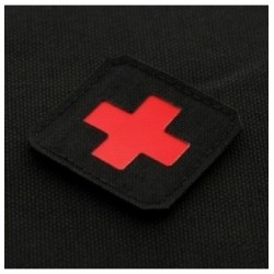 Nášivka M-Tac Medic Cross Laser Cut - čierna-červená