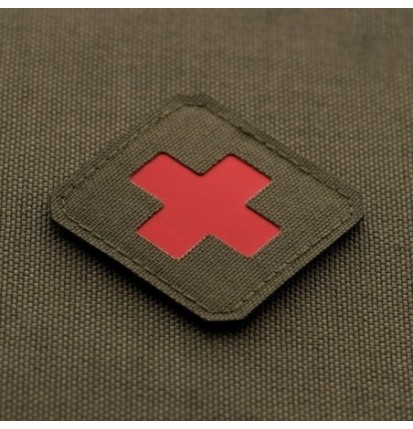 Nášivka M-Tac Medic Cross Laser Cut - olivová-červená