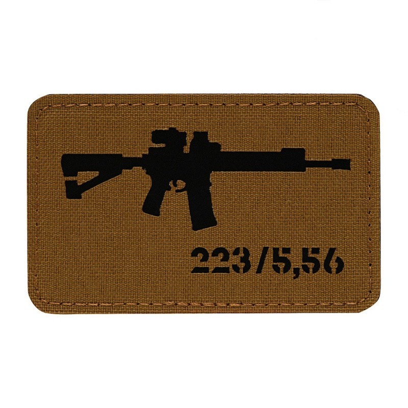 Nášivka so zbraňou M-Tac AR-15 223/5,56 - coyote-čierna