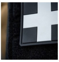 Nášivka M-Tac Medic Cross Square - čierna-sivá