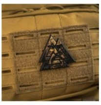 Nášivka M-Tac Valknut 3D - čierna-coyote