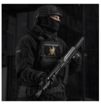 Nášivka M-Tac Gladiator Helmet - čierna-zlatá